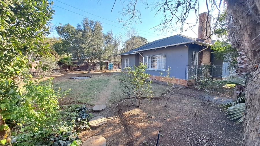 5 Bedroom Property for Sale in Park West Free State